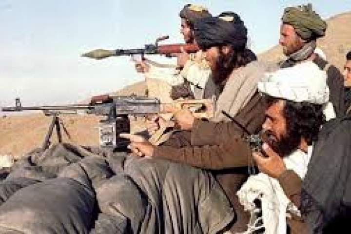 یک عراده موتر شخصی در مسیر جوزجان - بلخ توسط گروه طالبان مورد هدف قرار...